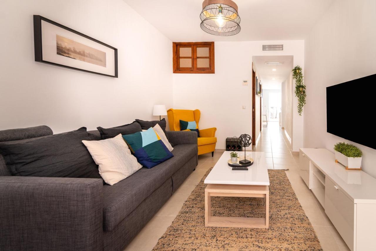 Lovely Cozy 2-Bedroom Residential Home With Patio Benalmádena Exterior foto