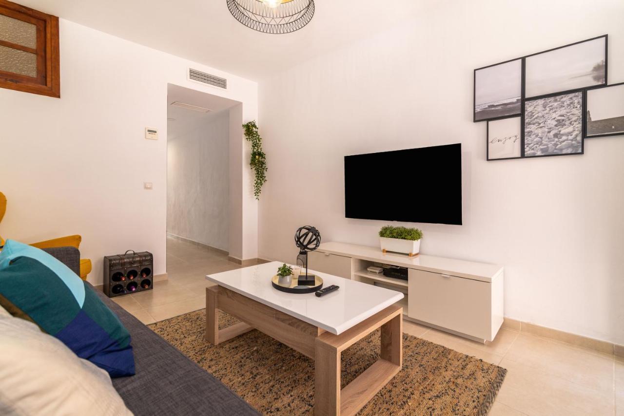 Lovely Cozy 2-Bedroom Residential Home With Patio Benalmádena Exterior foto